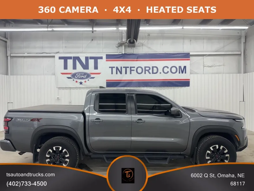 2023 Nissan Frontier PRO-4X photo 1
