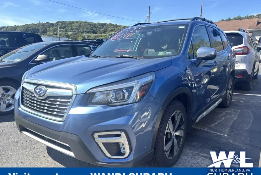 2020 Subaru Forester Touring photo 1