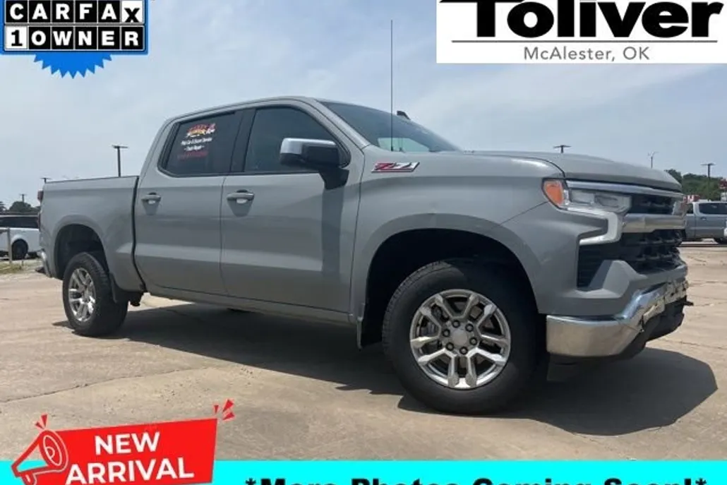 2024 Chevrolet Silverado 1500 LT photo 1