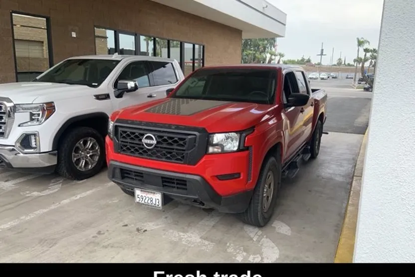 2022 Nissan Frontier S photo 1
