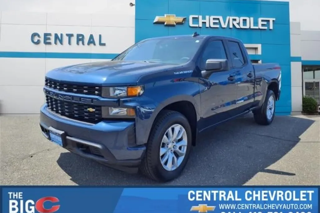 2022 Chevrolet Silverado 1500 Custom photo 1