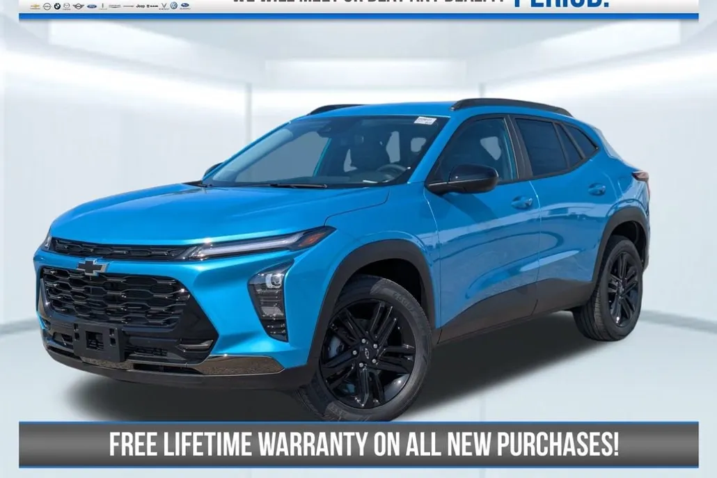 2025 Chevrolet Trax ACTIV photo 1