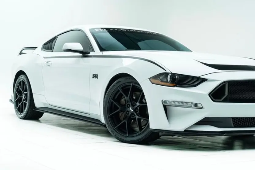 2019 Ford Mustang GT photo 1
