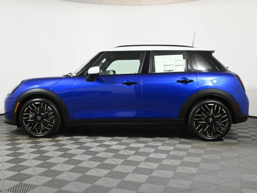 2025 Mini Cooper S photo 1