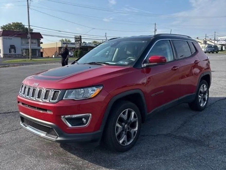 2018 Jeep Compass Limited photo 1