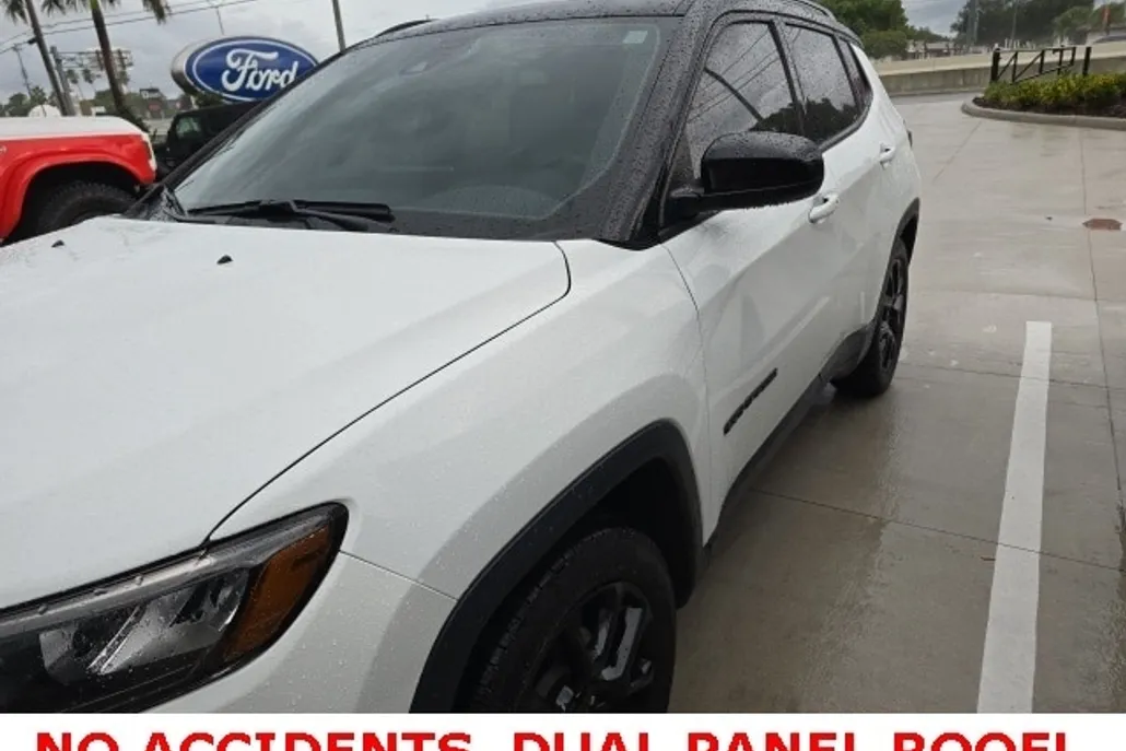 2022 Jeep Compass Altitude photo 1