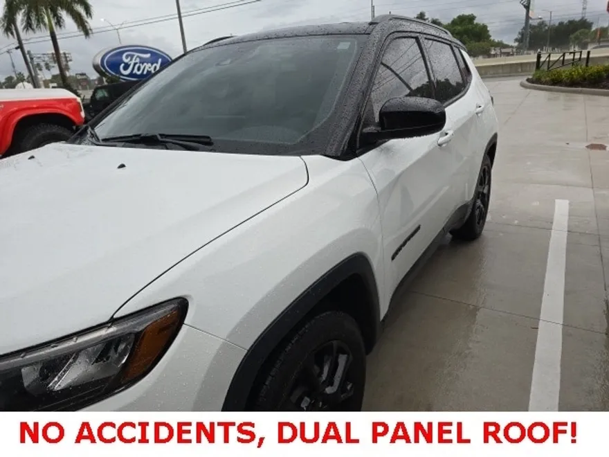 2022 Jeep Compass Altitude photo 1