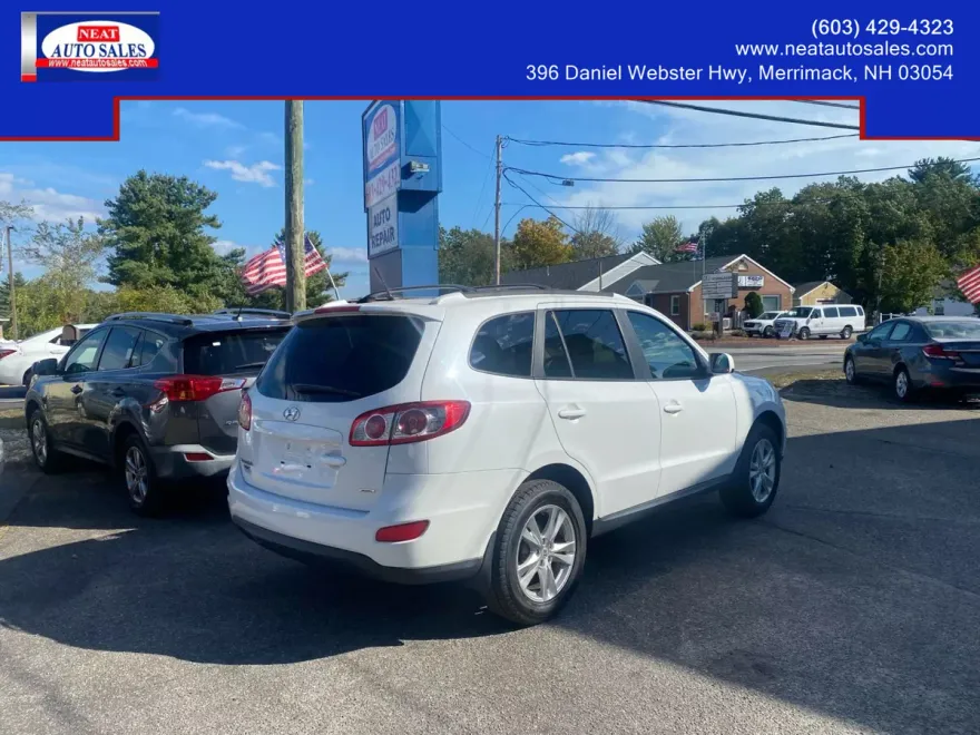 2012 Hyundai Santa Fe SE Sport photo 1