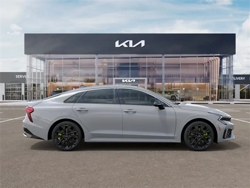 2025 Kia K5 GT photo 7