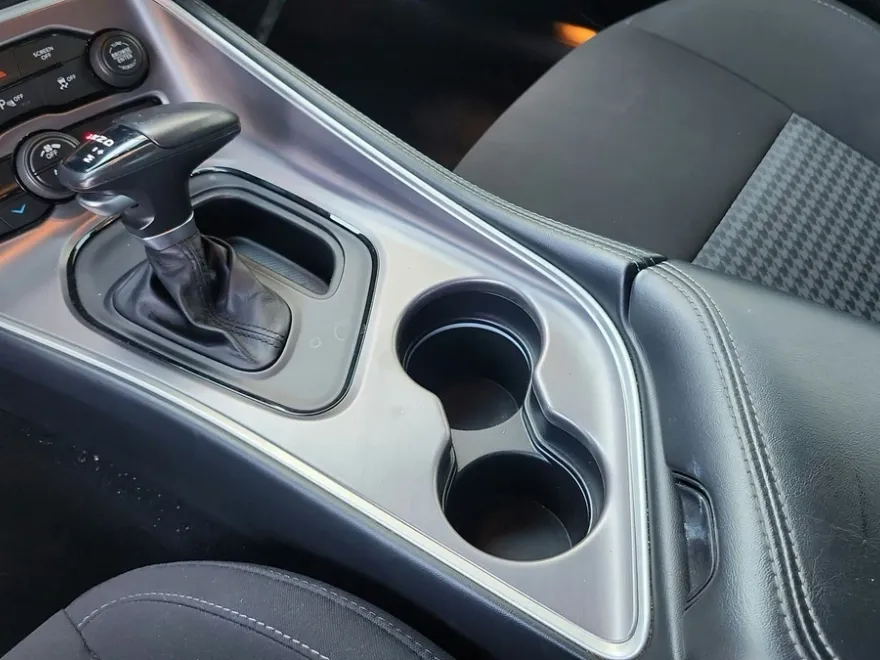 2021 Dodge Challenger GT photo 1