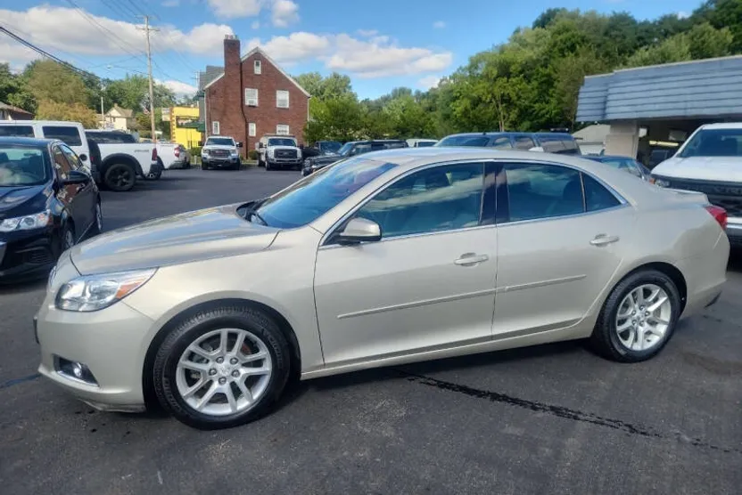 2013 Chevrolet Malibu 2LT Eco photo 1