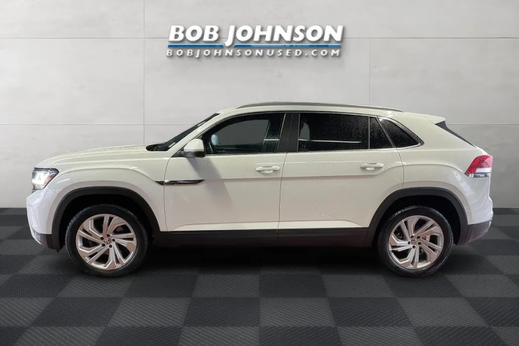 2020 Volkswagen Atlas Cross Sport V6 SEL photo 1