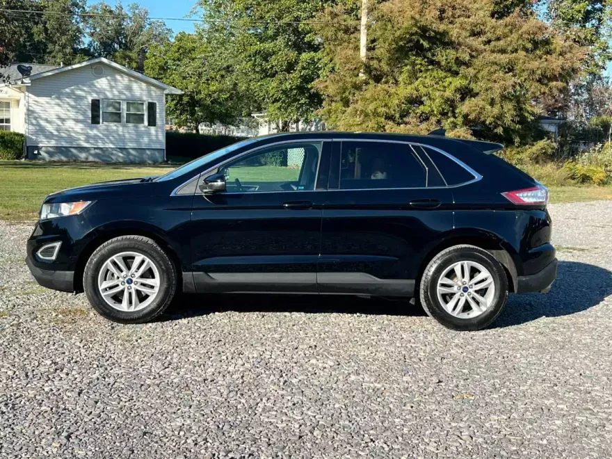 2018 Ford Edge SEL Sport photo 1