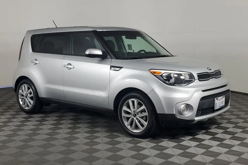 2018 Kia Soul Plus photo 1