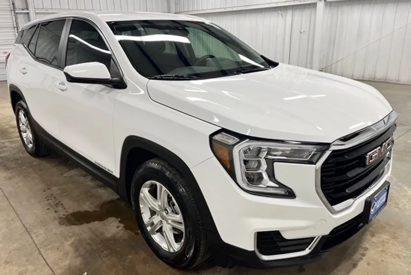 2024 Gmc Terrain SLE photo 1