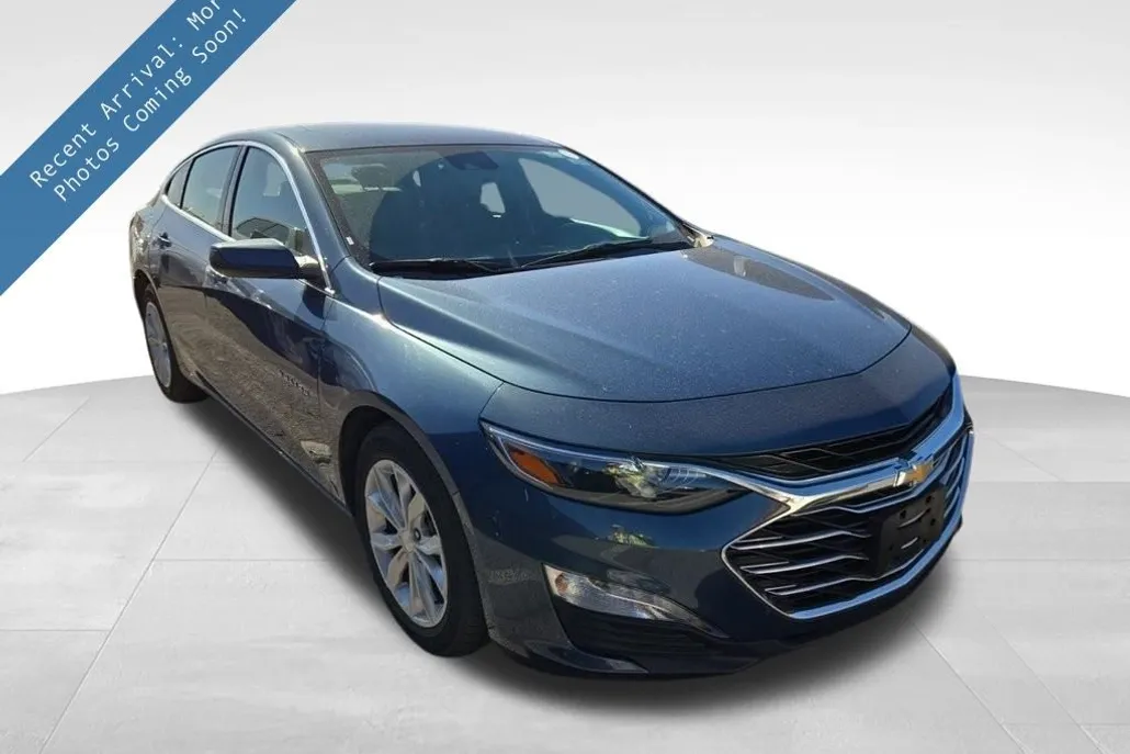 2024 Chevrolet Malibu 1LT photo 1