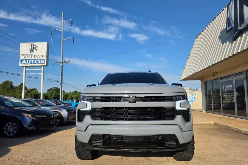 2024 Chevrolet Silverado 1500 RST photo 1
