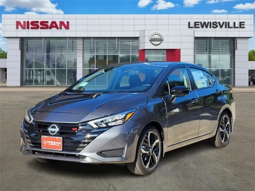 2025 Nissan Versa 1.6 SR photo 1