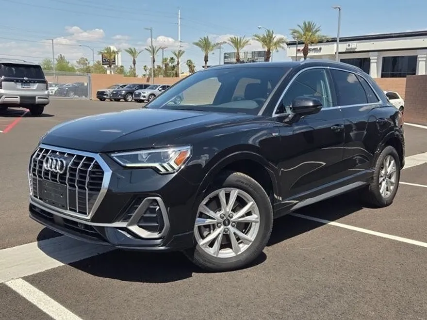 2022 Audi Q3 S line Premium Plus photo 1