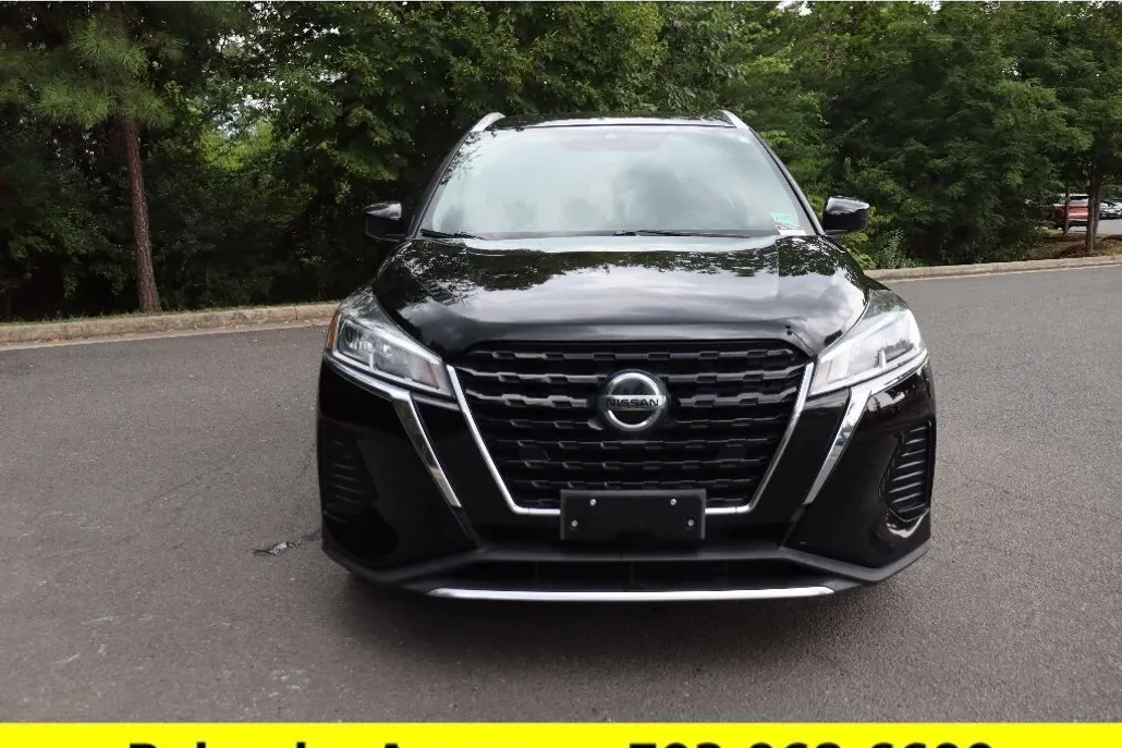 2021 Nissan Kicks SV photo 1