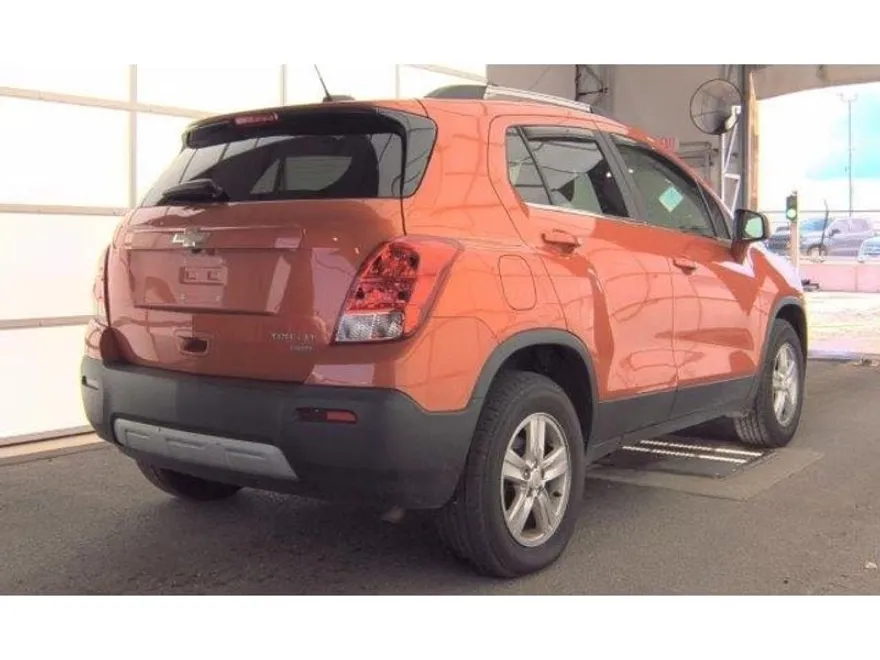 2016 Chevrolet Trax LT photo 1