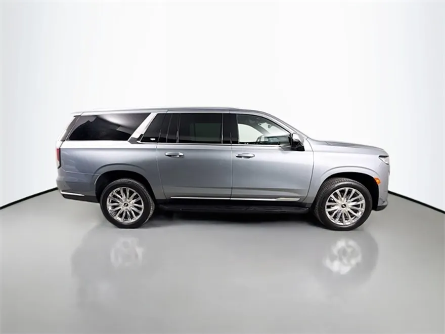 2023 Cadillac Escalade ESV Premium Luxury photo 1