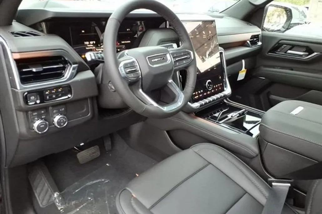 2026 Gmc Yukon XL Denali photo 1