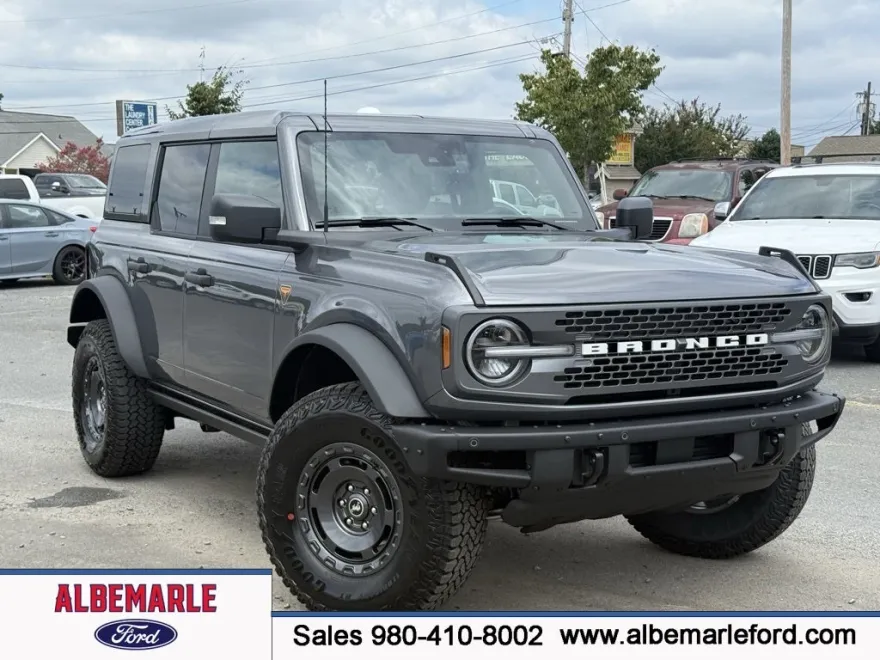 2025 Ford Bronco Badlands photo 1