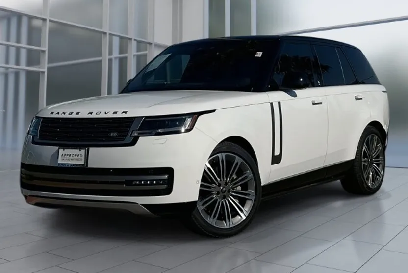 2024 Land Rover Range Rover SE photo 1