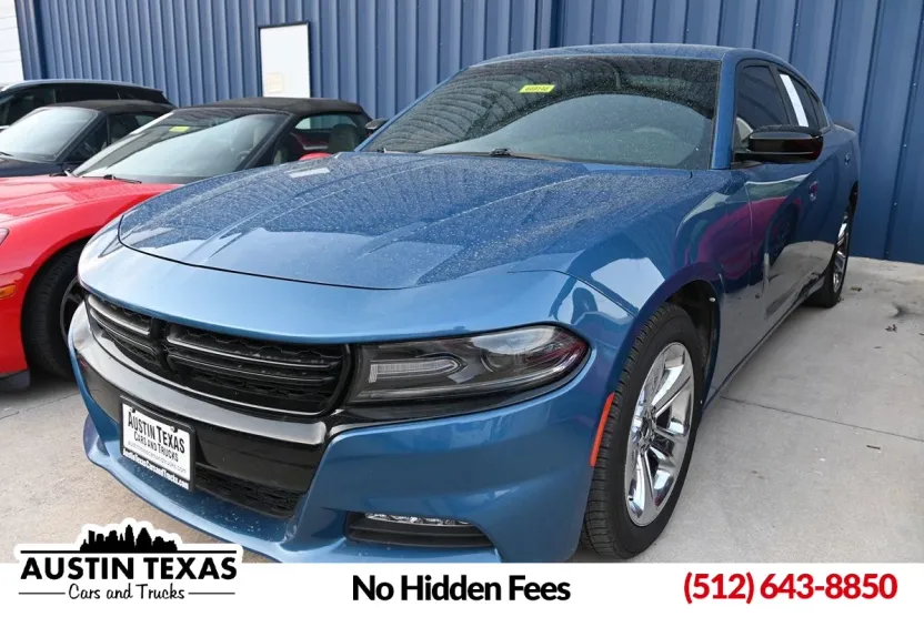 2020 Dodge Charger SXT photo 1