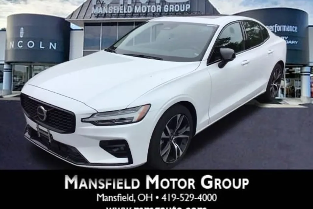 2024 Volvo S60 B5 Core photo 1