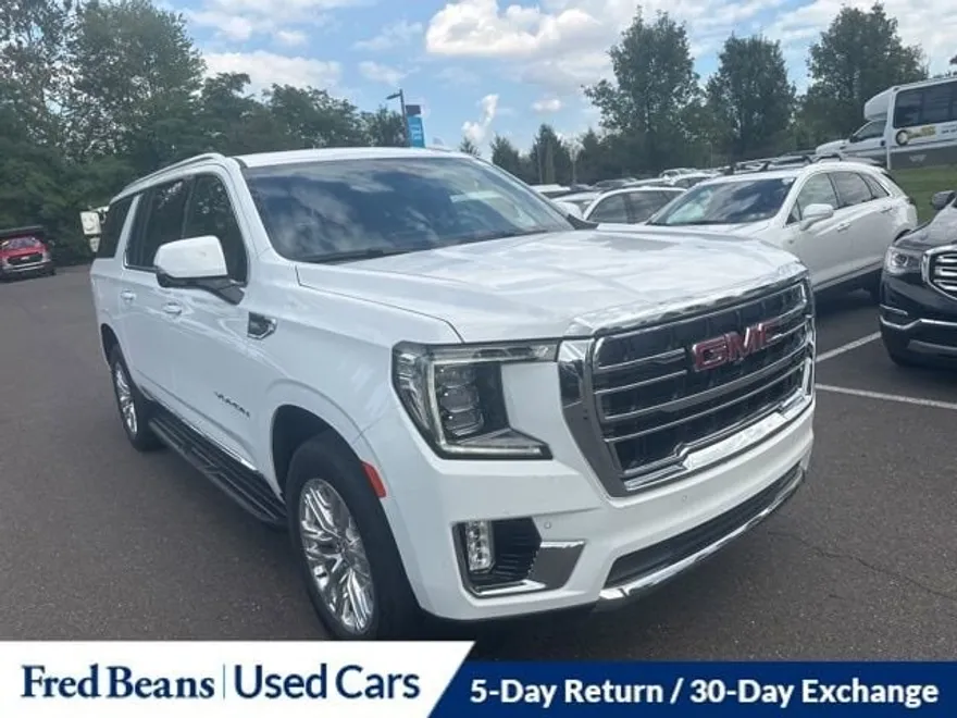 2023 Gmc Yukon XL SLT photo 1