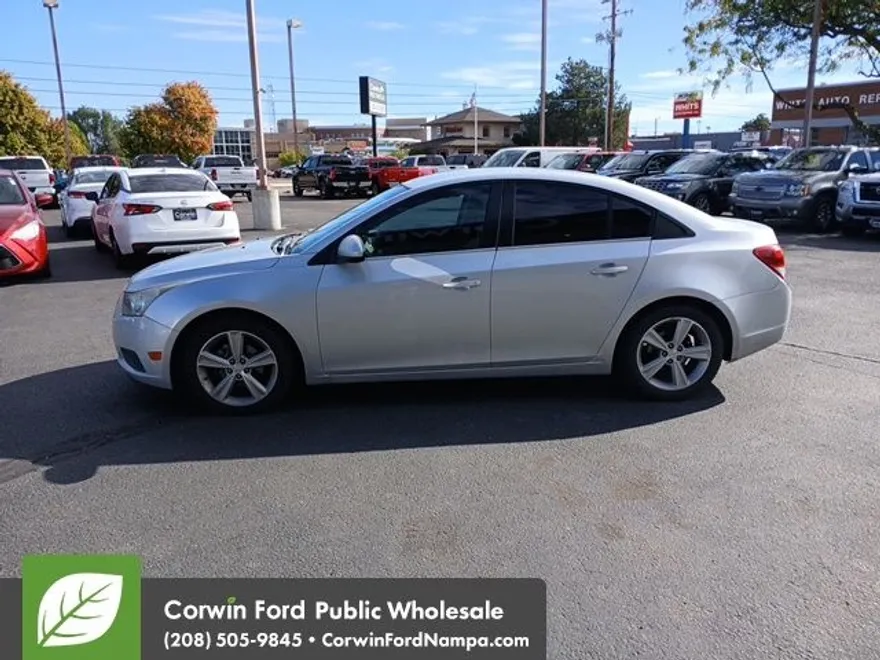 2014 Chevrolet Cruze photo 1