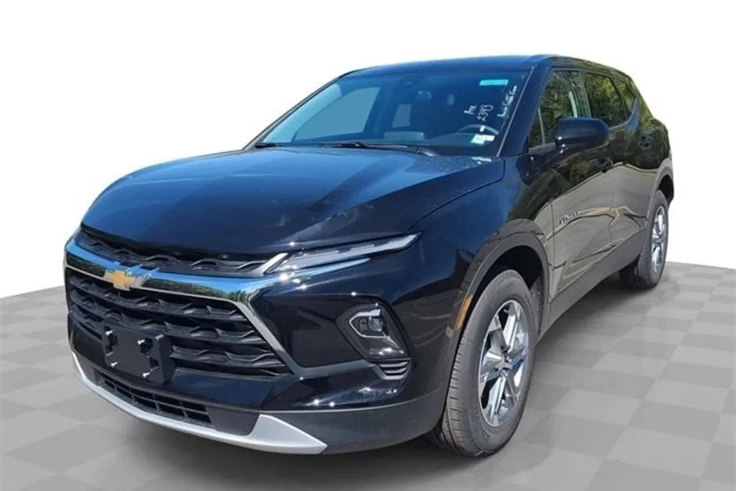 2025 Chevrolet Blazer 2LT photo 1