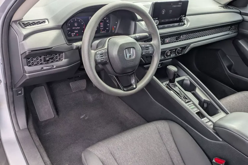 2024 Honda Accord 1.5T LX photo 1