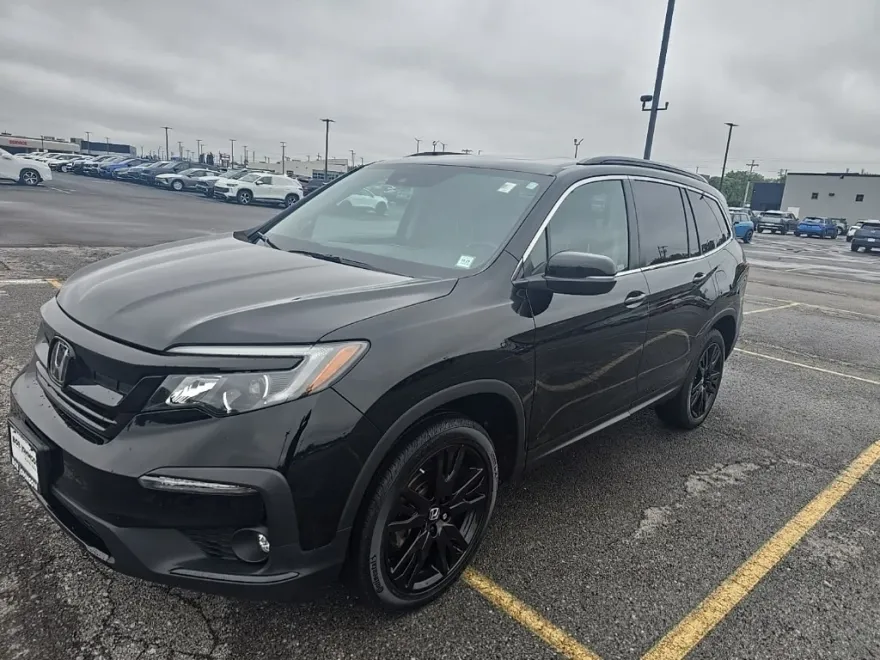 2022 Honda Pilot Special Edition photo 1