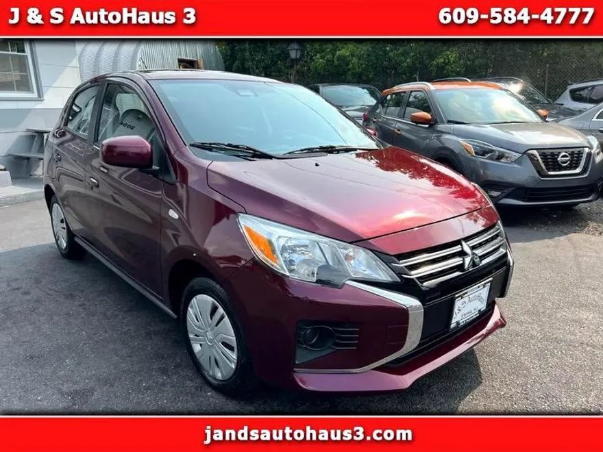 2024 Mitsubishi Mirage ES photo 1