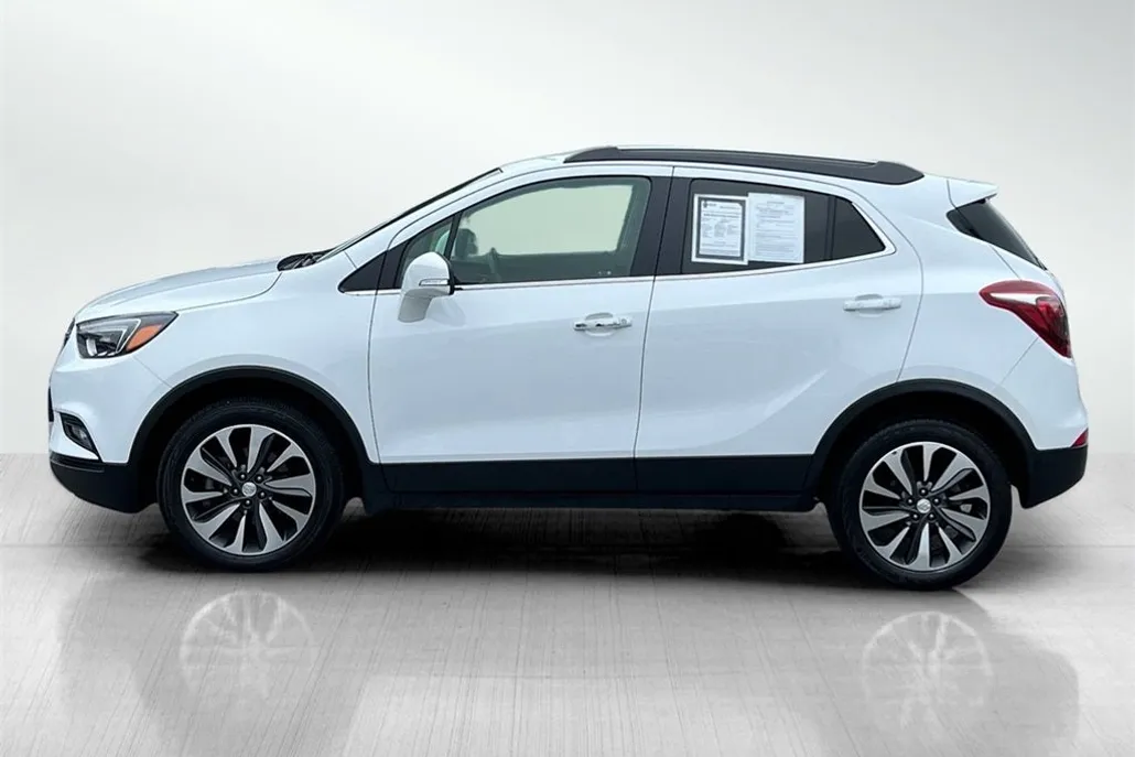 2020 Buick Encore Essence photo 1