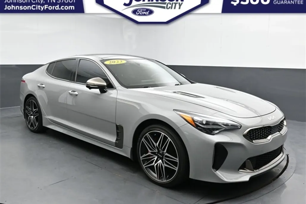2023 Kia Stinger GT2 photo 1