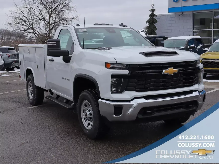 2024 Chevrolet Silverado 3500HD photo 1