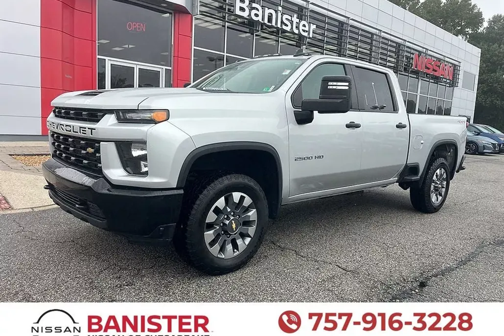2023 Chevrolet Silverado 2500HD Custom photo 1