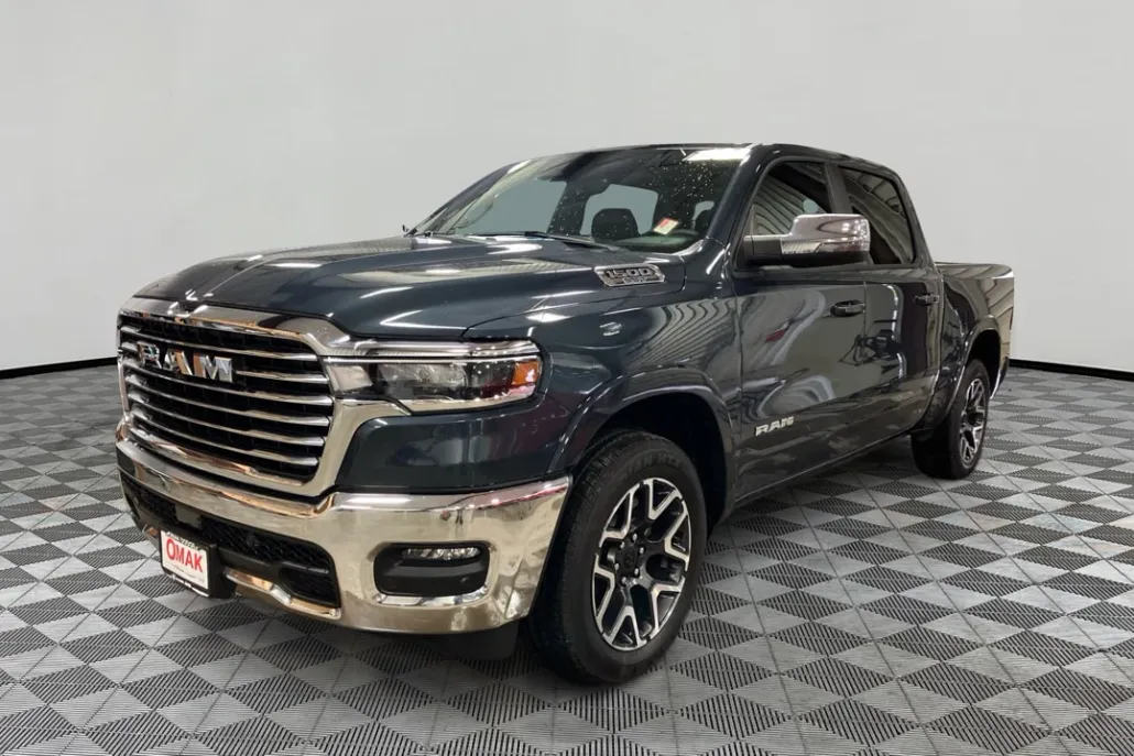 2025 Ram 1500 Laramie photo 1