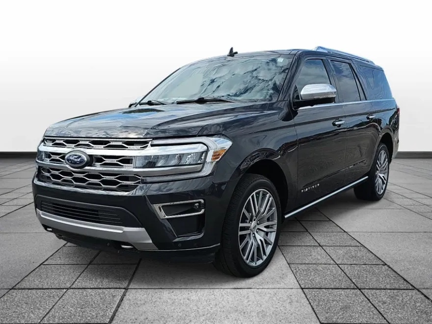 2022 Ford Expedition MAX Platinum photo 1
