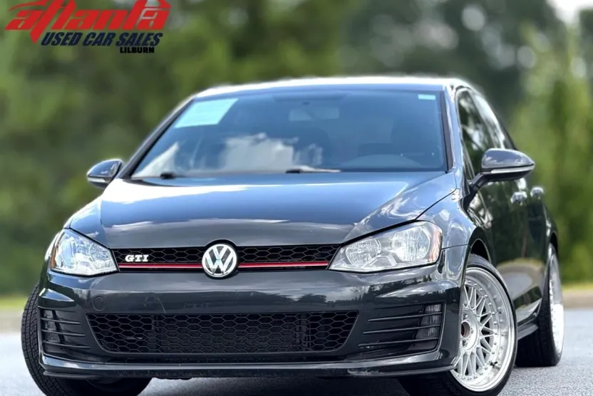 2017 Volkswagen Golf GTI Sport photo 1