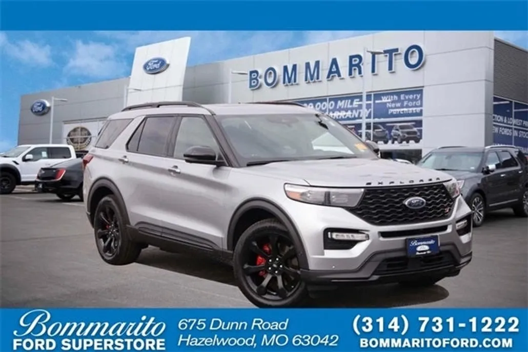 2022 Ford Explorer ST photo 1