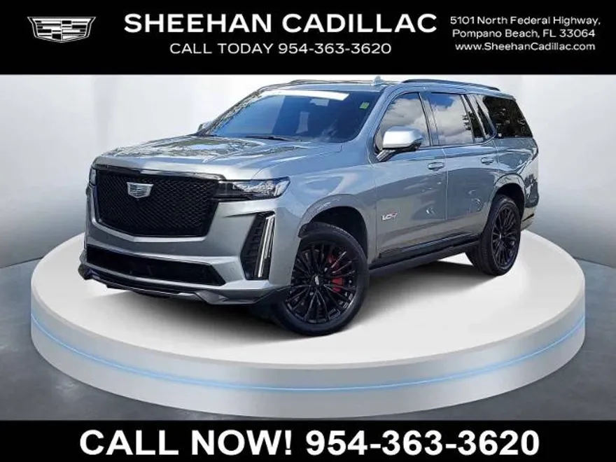 2022 Cadillac XT4 Sport photo 1