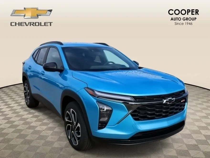 2025 Chevrolet Trax photo 1