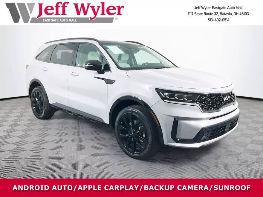 2022 Kia Sorento SX photo 1