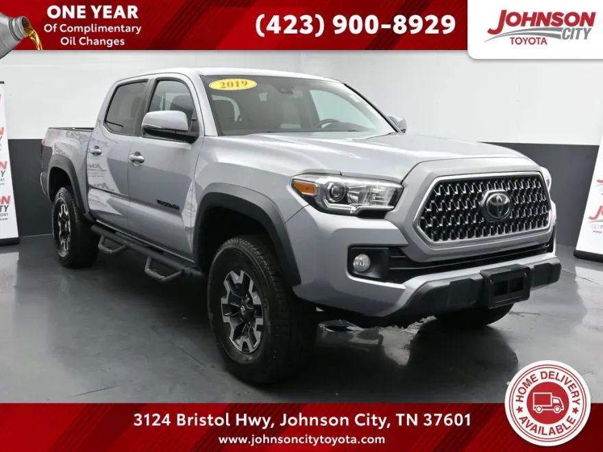 2019 Toyota Tacoma TRD Off-Road V6 photo 1
