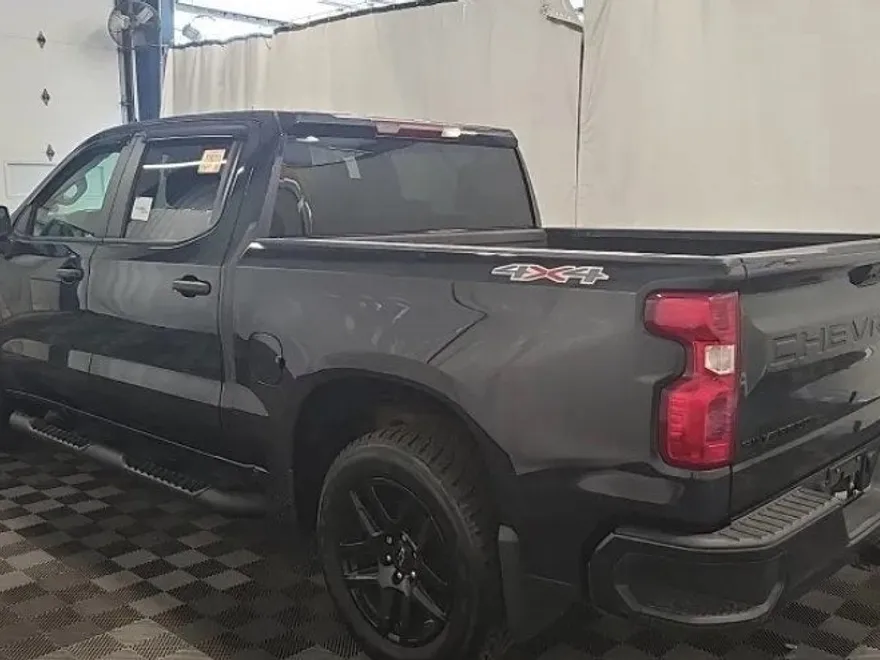 2022 Chevrolet Silverado 1500 Custom photo 1